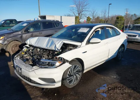 2021 Volkswagen Jetta 1.4T Sel from USA, damaged, VIN 3VWE57BU7MM067601